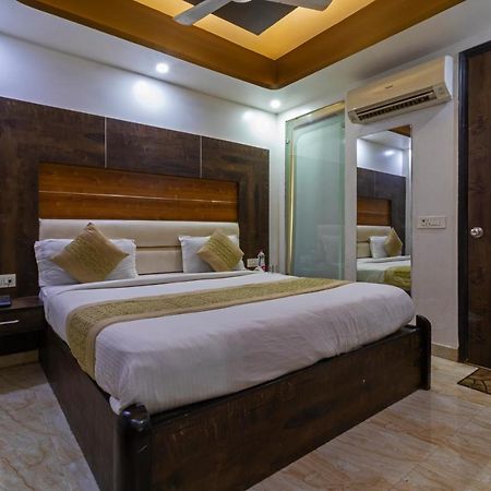 Hotel The Amour Dx Near Igi Airport Delhi นิวเดลี ภายนอก รูปภาพ