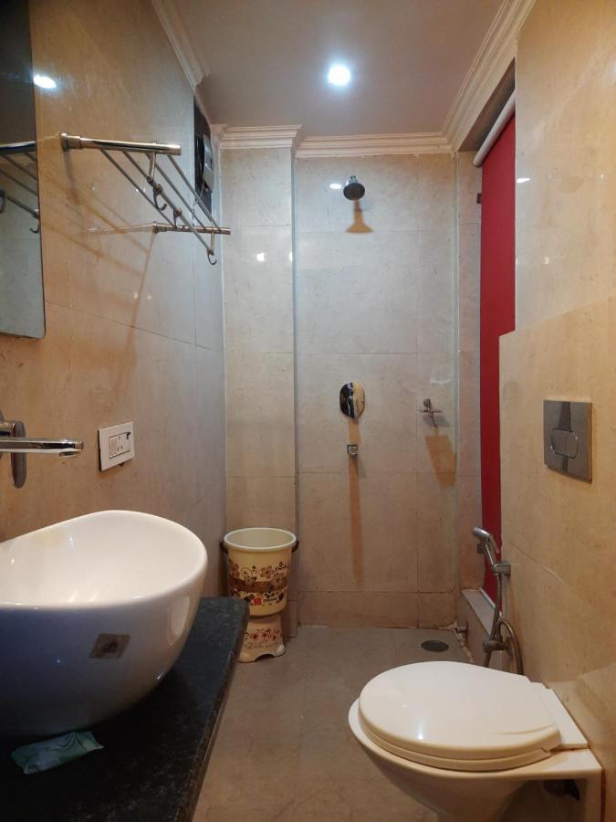 Hotel The Amour Dx Near Igi Airport Delhi นิวเดลี ภายนอก รูปภาพ