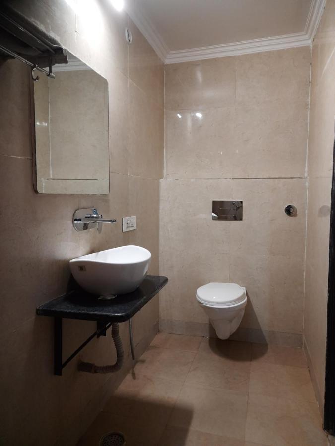Hotel The Amour Dx Near Igi Airport Delhi นิวเดลี ภายนอก รูปภาพ